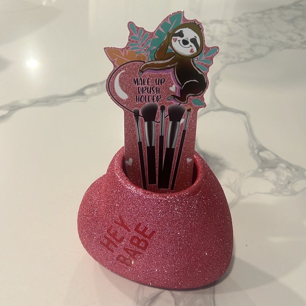 Cute💕💄pink glitter HEY BABE. BRUSH HOLDER! - Picture 16 of 16